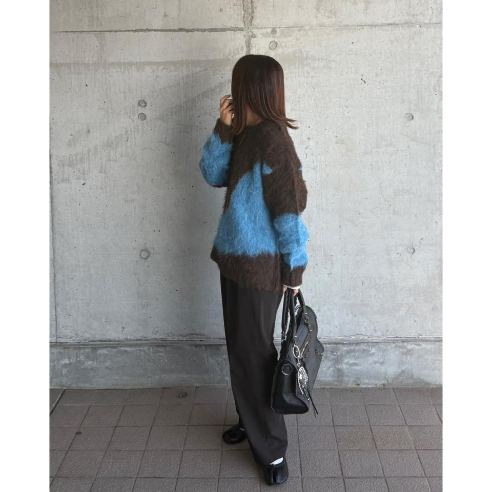 {{.FirstItem.Brand.Name}}({{.FirstItem.Brand.NameKana}})の「{{.FirstItem.Name}}」を使った{{.PostType}}