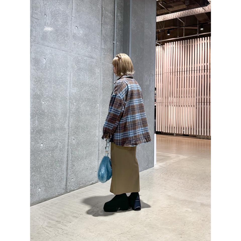 {{.FirstItem.Brand.Name}}({{.FirstItem.Brand.NameKana}})の「{{.FirstItem.Name}}」を使った{{.PostType}}