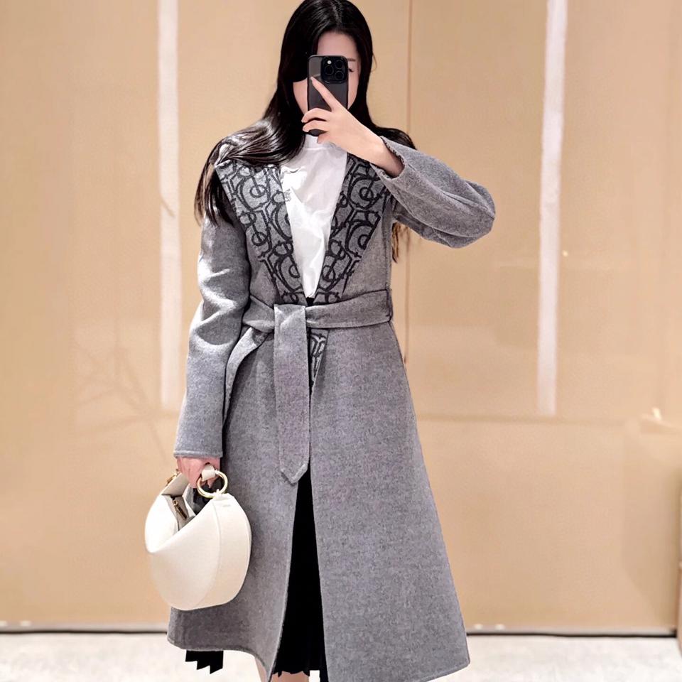 {{.FirstItem.Brand.Name}}({{.FirstItem.Brand.NameKana}})の「{{.FirstItem.Name}}」を使った{{.PostType}}