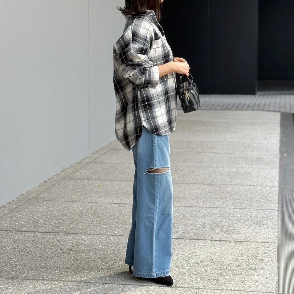 {{.FirstItem.Brand.Name}}({{.FirstItem.Brand.NameKana}})の「{{.FirstItem.Name}}」を使った{{.PostType}}