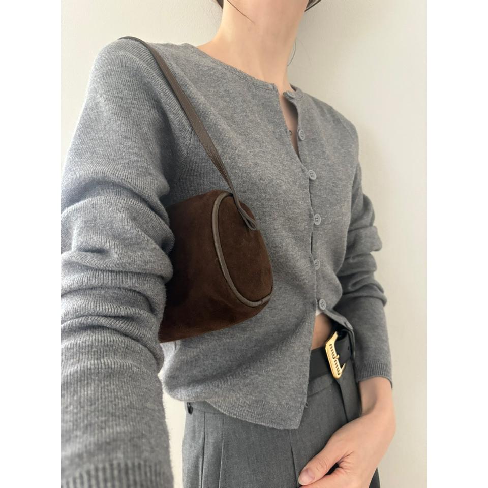 {{.FirstItem.Brand.Name}}({{.FirstItem.Brand.NameKana}})の「{{.FirstItem.Name}}」を使った{{.PostType}}