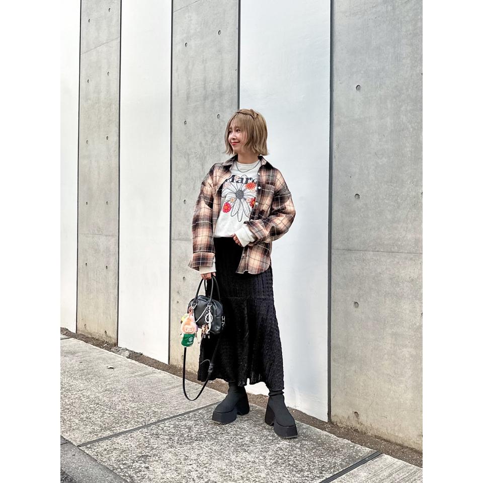 {{.FirstItem.Brand.Name}}({{.FirstItem.Brand.NameKana}})の「{{.FirstItem.Name}}」を使った{{.PostType}}