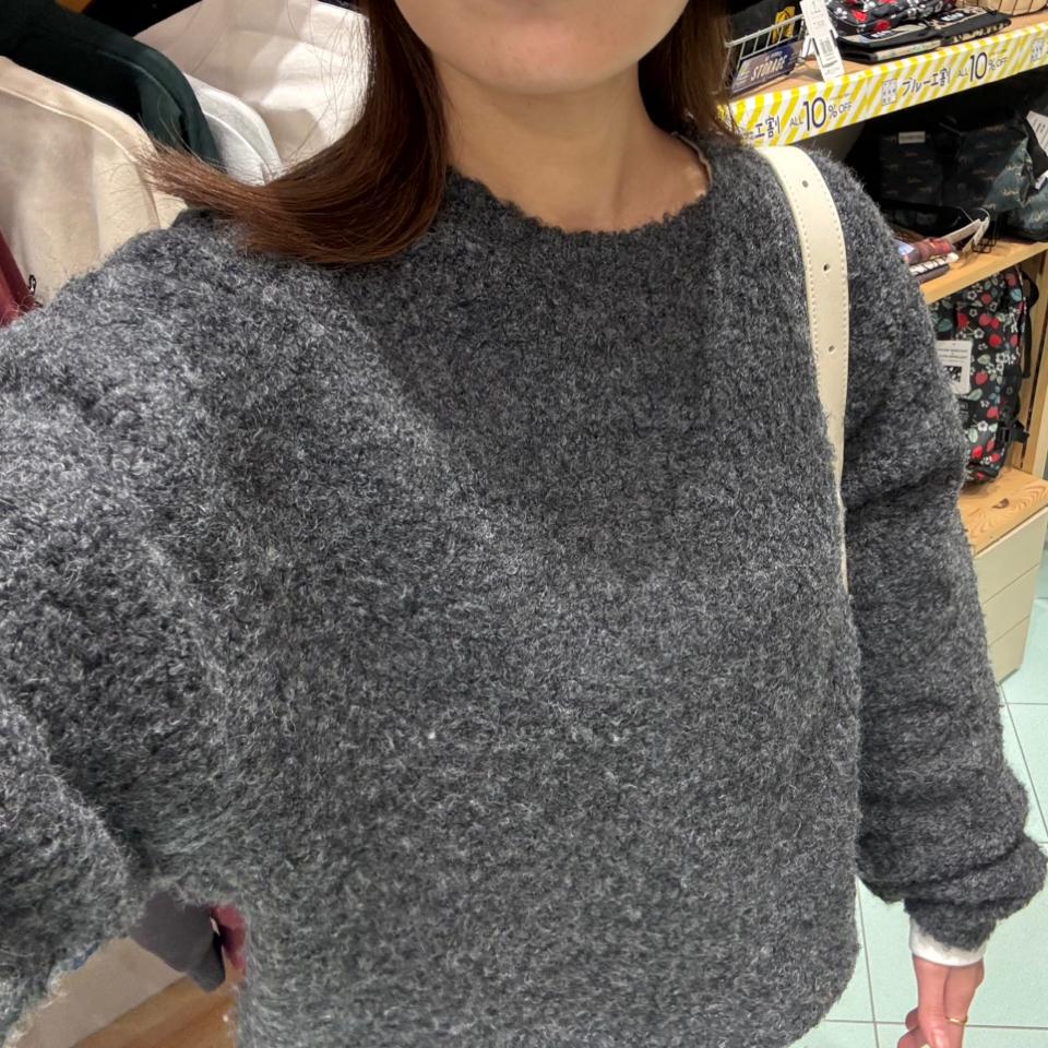 {{.FirstItem.Brand.Name}}({{.FirstItem.Brand.NameKana}})の「{{.FirstItem.Name}}」を使った{{.PostType}}