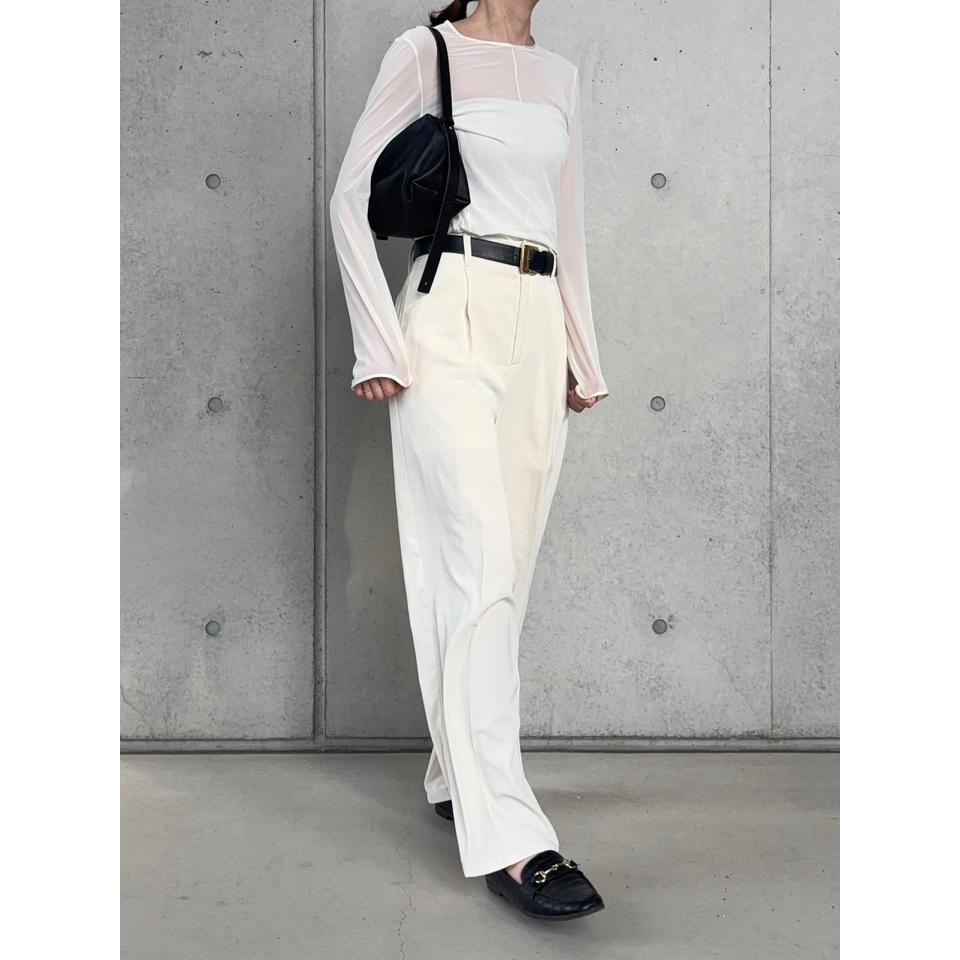 {{.FirstItem.Brand.Name}}({{.FirstItem.Brand.NameKana}})の「{{.FirstItem.Name}}」を使った{{.PostType}}