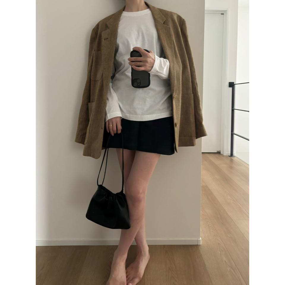 {{.FirstItem.Brand.Name}}({{.FirstItem.Brand.NameKana}})の「{{.FirstItem.Name}}」を使った{{.PostType}}