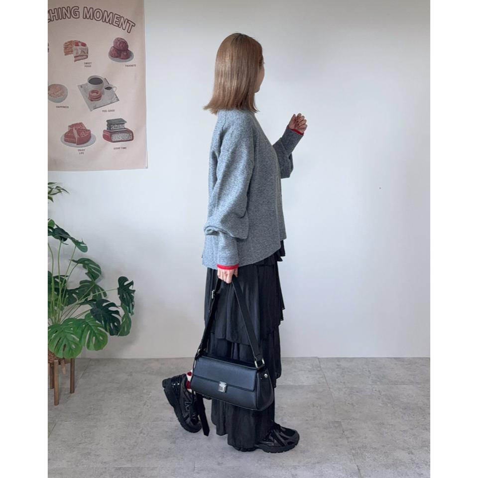 {{.FirstItem.Brand.Name}}({{.FirstItem.Brand.NameKana}})の「{{.FirstItem.Name}}」を使った{{.PostType}}