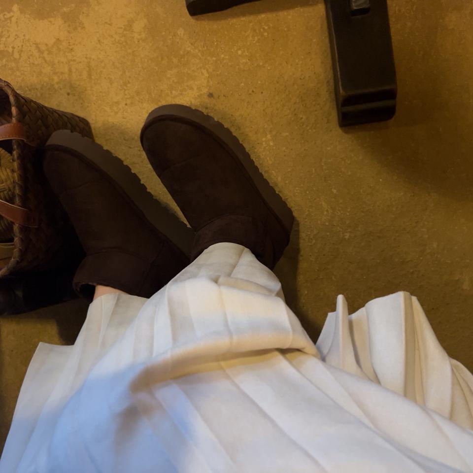 {{.FirstItem.Brand.Name}}({{.FirstItem.Brand.NameKana}})の「{{.FirstItem.Name}}」を使った{{.PostType}}