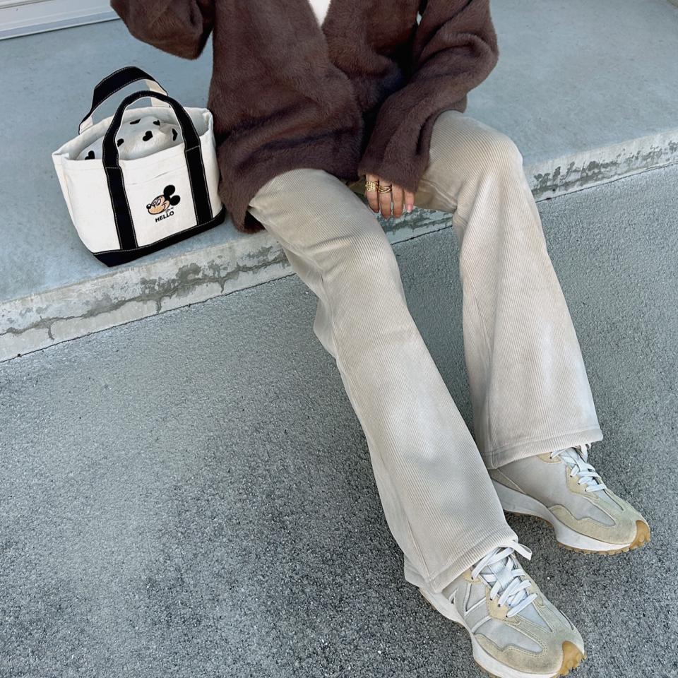 {{.FirstItem.Brand.Name}}({{.FirstItem.Brand.NameKana}})の「{{.FirstItem.Name}}」を使った{{.PostType}}