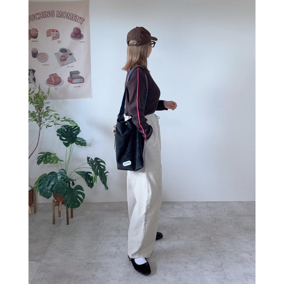 {{.FirstItem.Brand.Name}}({{.FirstItem.Brand.NameKana}})の「{{.FirstItem.Name}}」を使った{{.PostType}}