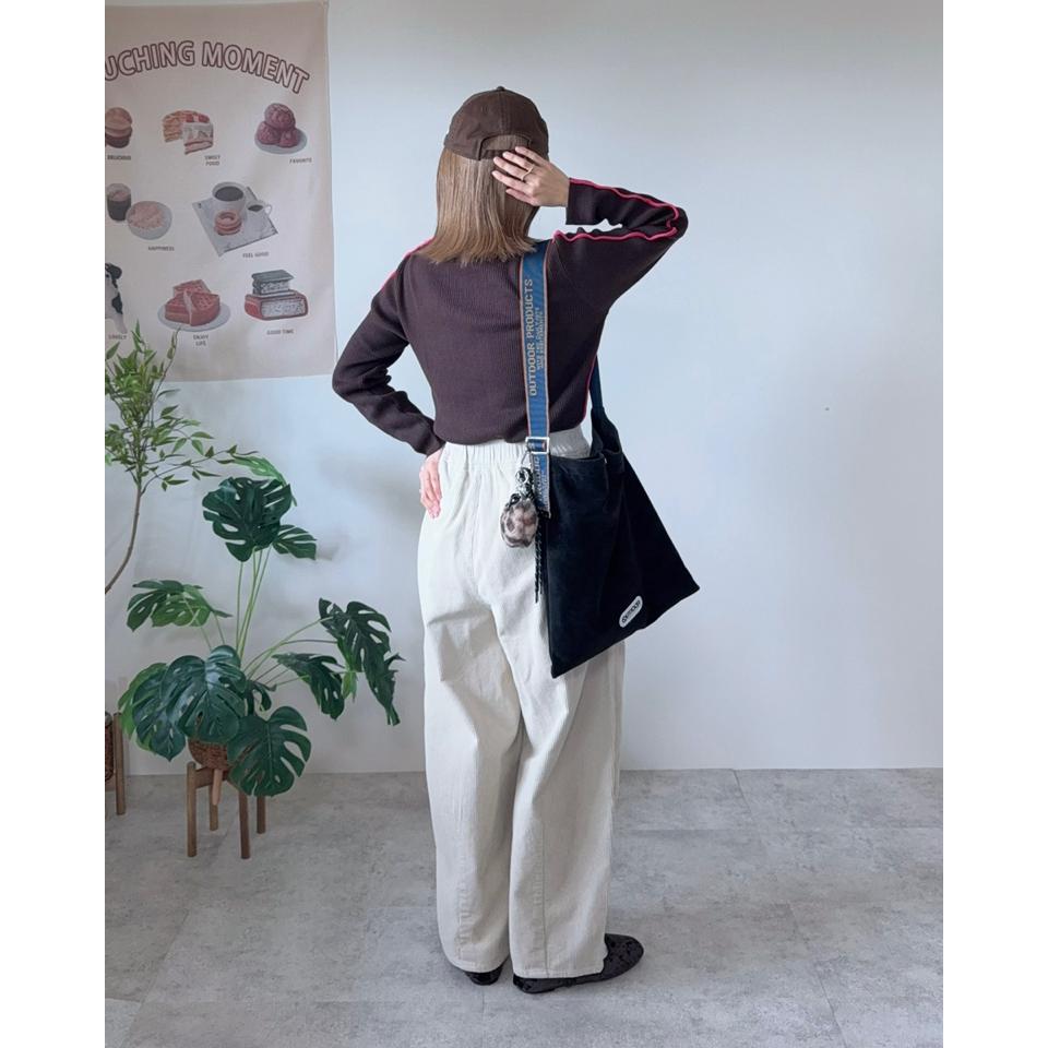 {{.FirstItem.Brand.Name}}({{.FirstItem.Brand.NameKana}})の「{{.FirstItem.Name}}」を使った{{.PostType}}