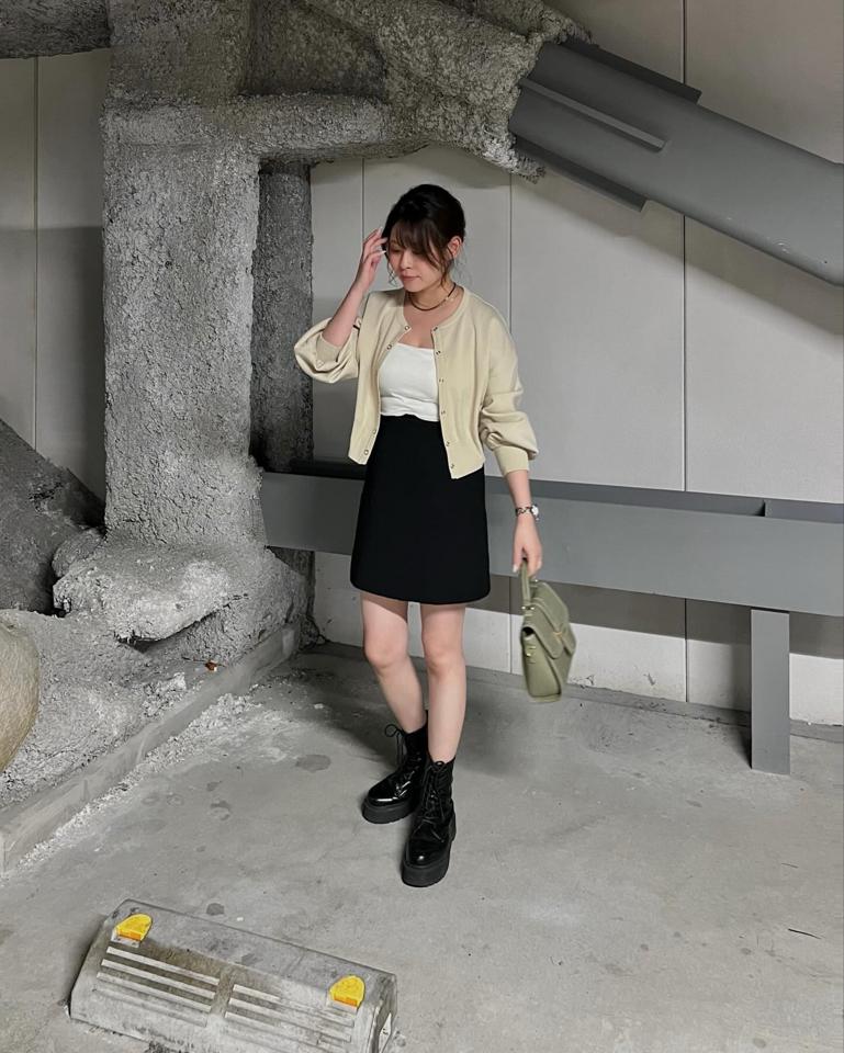 {{.FirstItem.Brand.Name}}({{.FirstItem.Brand.NameKana}})の「{{.FirstItem.Name}}」を使った{{.PostType}}