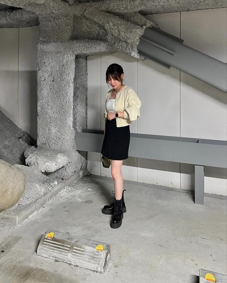 {{.FirstItem.Brand.Name}}({{.FirstItem.Brand.NameKana}})の「{{.FirstItem.Name}}」を使った{{.PostType}}