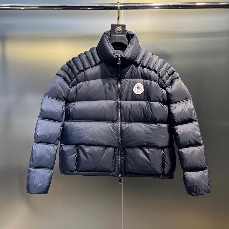 {{.FirstItem.Brand.Name}}({{.FirstItem.Brand.NameKana}})の「{{.FirstItem.Name}}」を使った{{.PostType}}