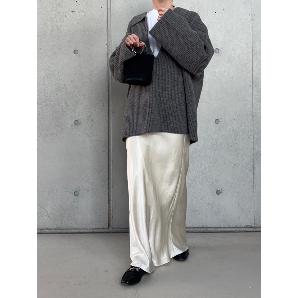 {{.FirstItem.Brand.Name}}({{.FirstItem.Brand.NameKana}})の「{{.FirstItem.Name}}」を使った{{.PostType}}