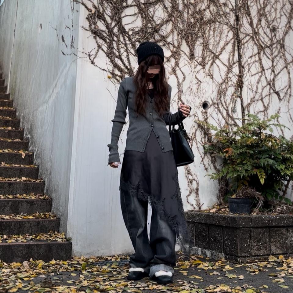 {{.FirstItem.Brand.Name}}({{.FirstItem.Brand.NameKana}})の「{{.FirstItem.Name}}」を使った{{.PostType}}