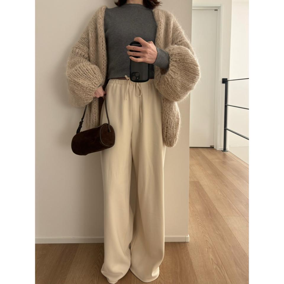 {{.FirstItem.Brand.Name}}({{.FirstItem.Brand.NameKana}})の「{{.FirstItem.Name}}」を使った{{.PostType}}