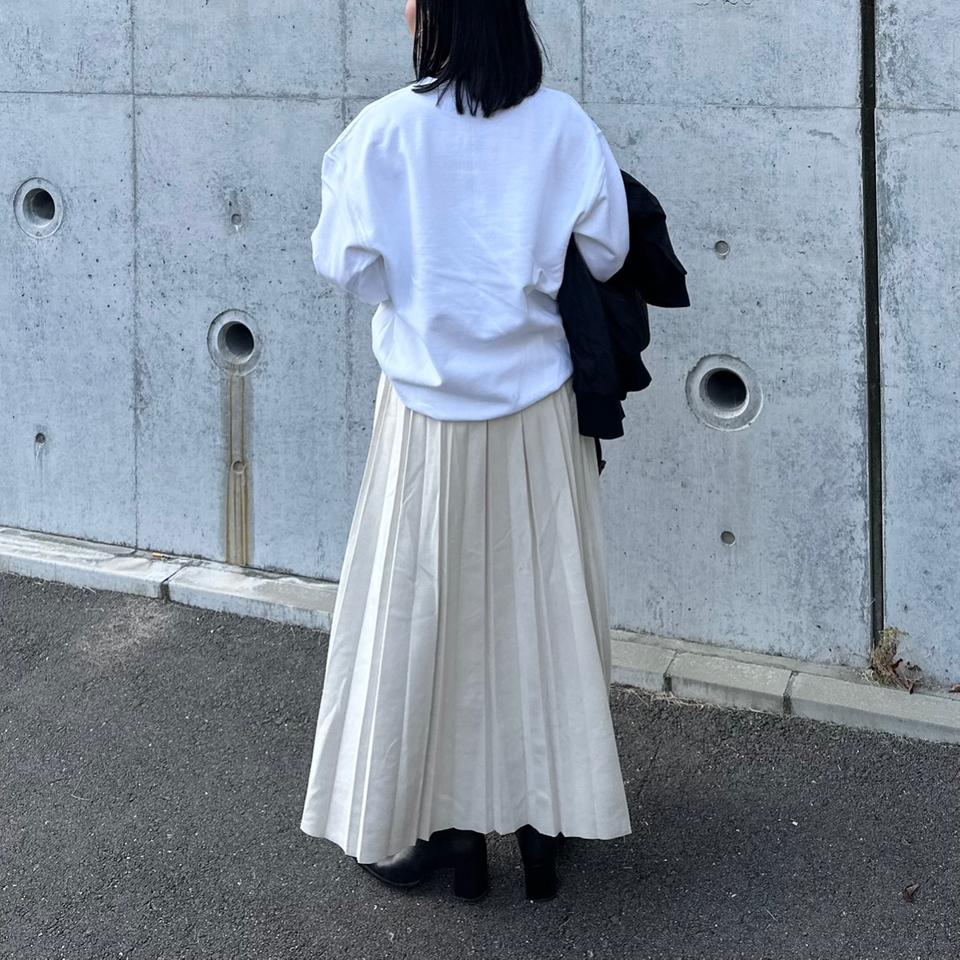 {{.FirstItem.Brand.Name}}({{.FirstItem.Brand.NameKana}})の「{{.FirstItem.Name}}」を使った{{.PostType}}