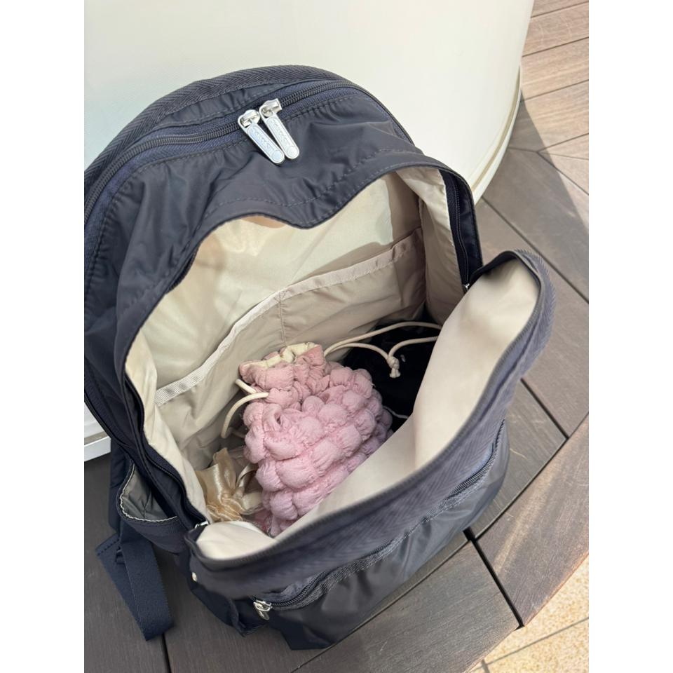 {{.FirstItem.Brand.Name}}({{.FirstItem.Brand.NameKana}})の「{{.FirstItem.Name}}」を使った{{.PostType}}