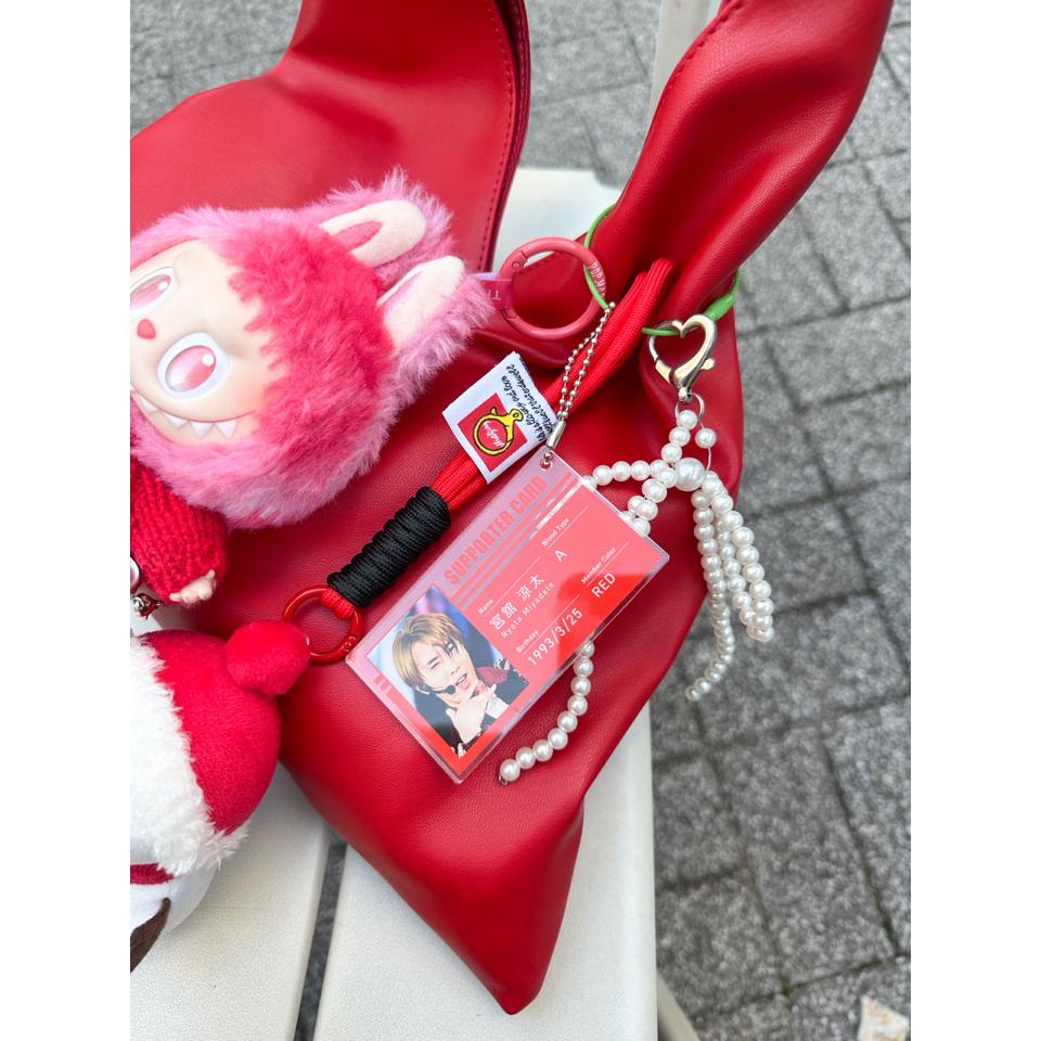 {{.FirstItem.Brand.Name}}({{.FirstItem.Brand.NameKana}})の「{{.FirstItem.Name}}」を使った{{.PostType}}