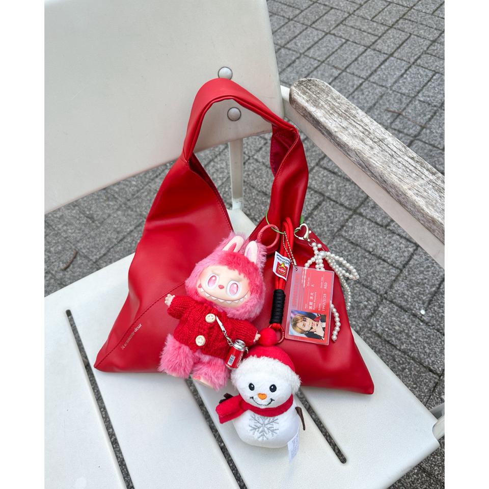 {{.FirstItem.Brand.Name}}({{.FirstItem.Brand.NameKana}})の「{{.FirstItem.Name}}」を使った{{.PostType}}