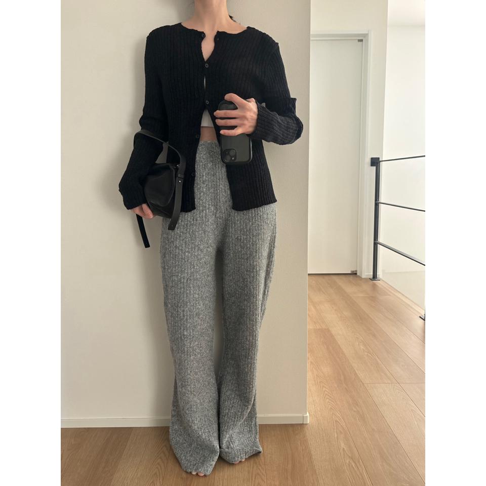 {{.FirstItem.Brand.Name}}({{.FirstItem.Brand.NameKana}})の「{{.FirstItem.Name}}」を使った{{.PostType}}