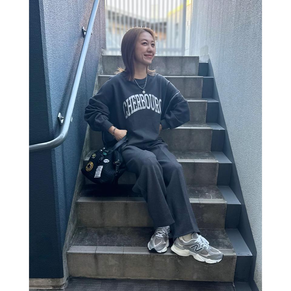 {{.FirstItem.Brand.Name}}({{.FirstItem.Brand.NameKana}})の「{{.FirstItem.Name}}」を使った{{.PostType}}