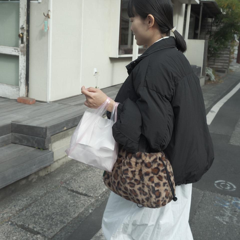 {{.FirstItem.Brand.Name}}({{.FirstItem.Brand.NameKana}})の「{{.FirstItem.Name}}」を使った{{.PostType}}