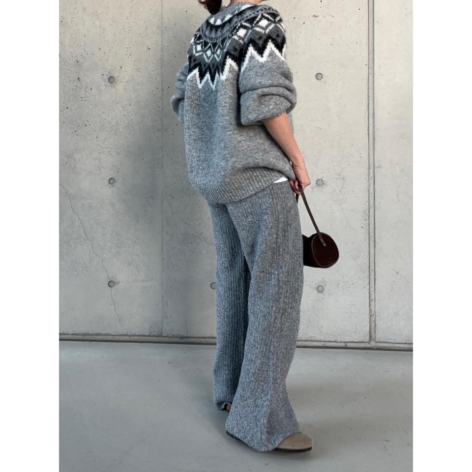 {{.FirstItem.Brand.Name}}({{.FirstItem.Brand.NameKana}})の「{{.FirstItem.Name}}」を使った{{.PostType}}