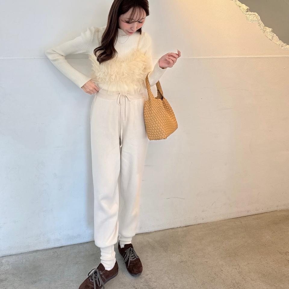 {{.FirstItem.Brand.Name}}({{.FirstItem.Brand.NameKana}})の「{{.FirstItem.Name}}」を使った{{.PostType}}