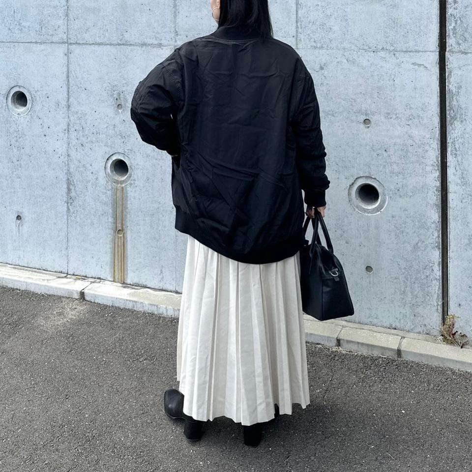 {{.FirstItem.Brand.Name}}({{.FirstItem.Brand.NameKana}})の「{{.FirstItem.Name}}」を使った{{.PostType}}