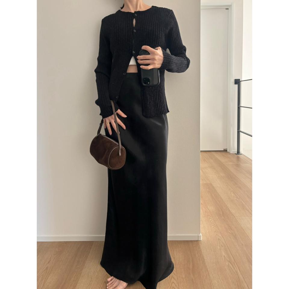 {{.FirstItem.Brand.Name}}({{.FirstItem.Brand.NameKana}})の「{{.FirstItem.Name}}」を使った{{.PostType}}