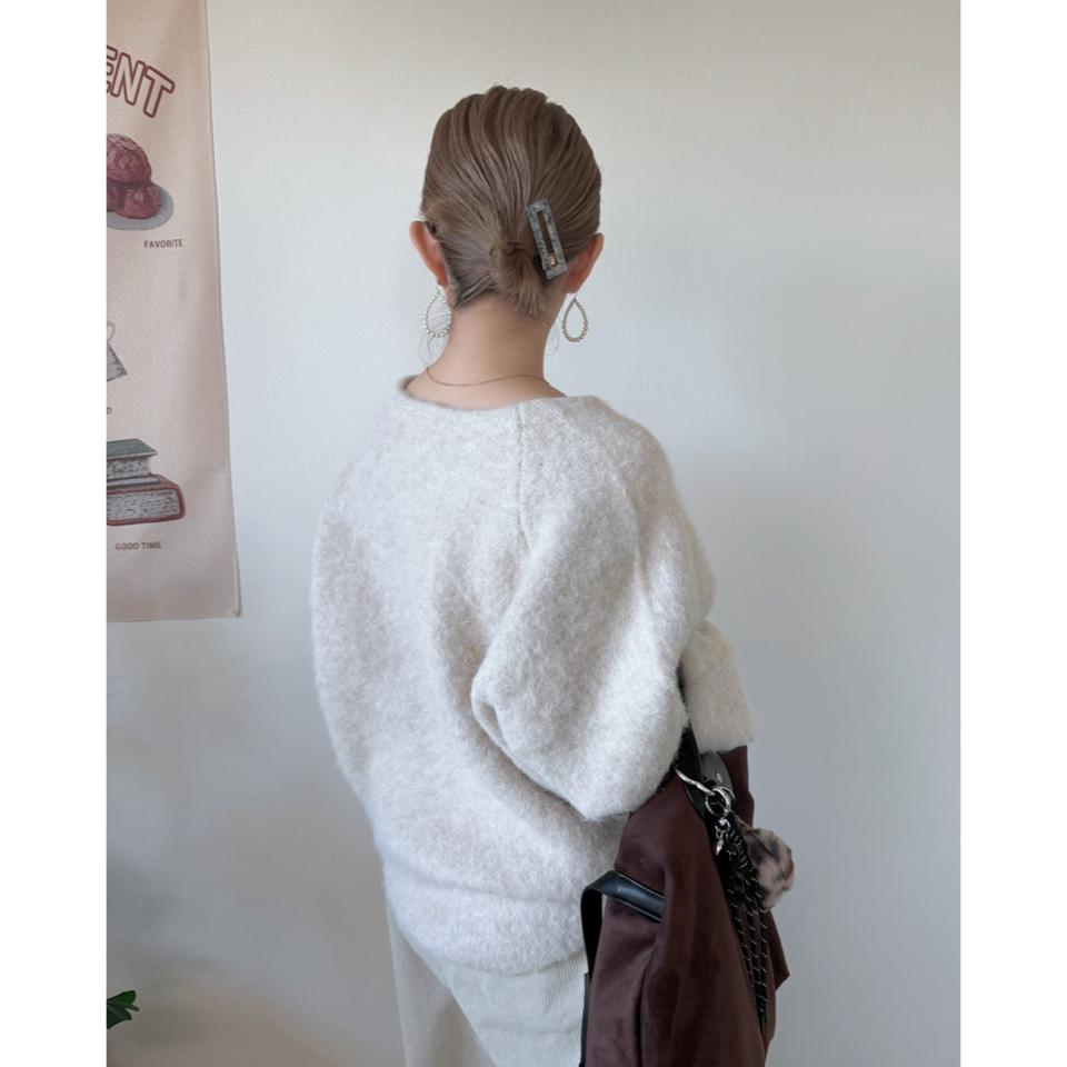 {{.FirstItem.Brand.Name}}({{.FirstItem.Brand.NameKana}})の「{{.FirstItem.Name}}」を使った{{.PostType}}