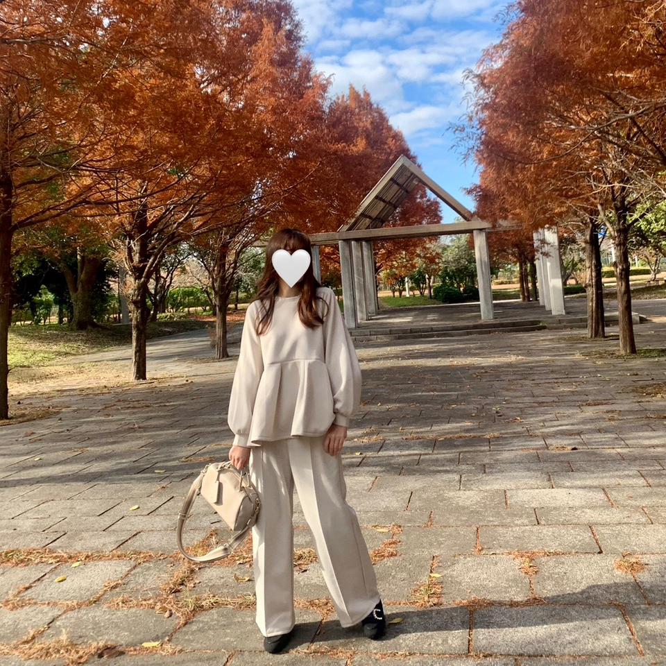 {{.FirstItem.Brand.Name}}({{.FirstItem.Brand.NameKana}})の「{{.FirstItem.Name}}」を使った{{.PostType}}