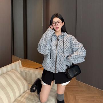 @Pradさんの投稿