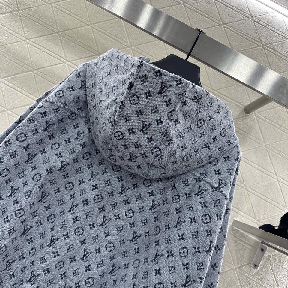 {{.FirstItem.Brand.Name}}({{.FirstItem.Brand.NameKana}})の「{{.FirstItem.Name}}」を使った{{.PostType}}