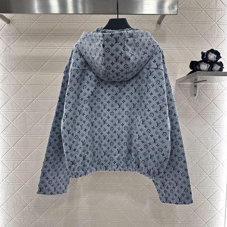 {{.FirstItem.Brand.Name}}({{.FirstItem.Brand.NameKana}})の「{{.FirstItem.Name}}」を使った{{.PostType}}