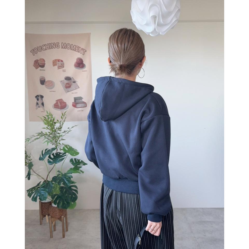 {{.FirstItem.Brand.Name}}({{.FirstItem.Brand.NameKana}})の「{{.FirstItem.Name}}」を使った{{.PostType}}