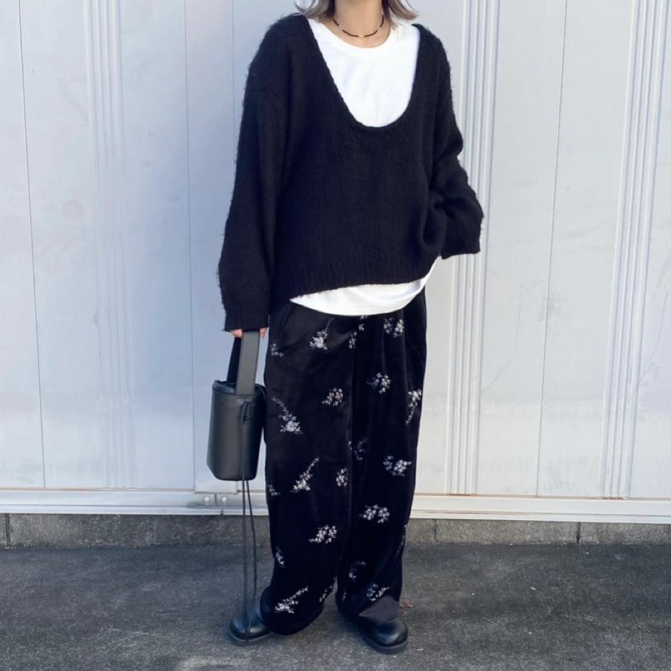 {{.FirstItem.Brand.Name}}({{.FirstItem.Brand.NameKana}})の「{{.FirstItem.Name}}」を使った{{.PostType}}