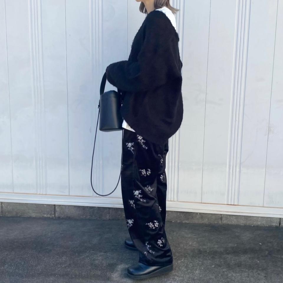 {{.FirstItem.Brand.Name}}({{.FirstItem.Brand.NameKana}})の「{{.FirstItem.Name}}」を使った{{.PostType}}