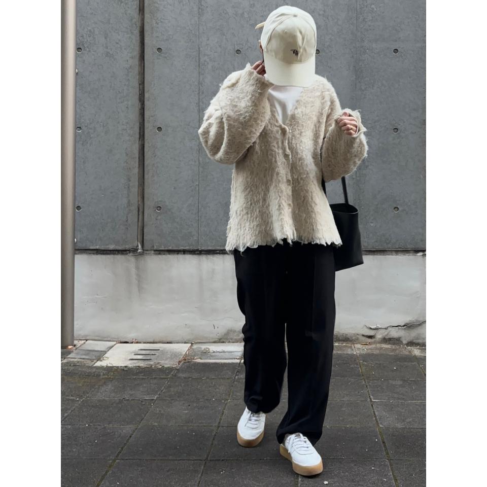 {{.FirstItem.Brand.Name}}({{.FirstItem.Brand.NameKana}})の「{{.FirstItem.Name}}」を使った{{.PostType}}