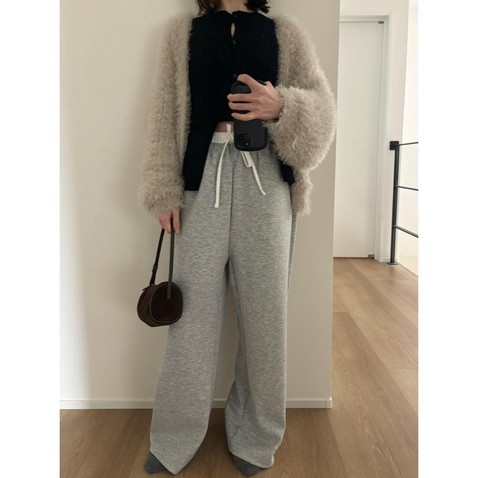 {{.FirstItem.Brand.Name}}({{.FirstItem.Brand.NameKana}})の「{{.FirstItem.Name}}」を使った{{.PostType}}