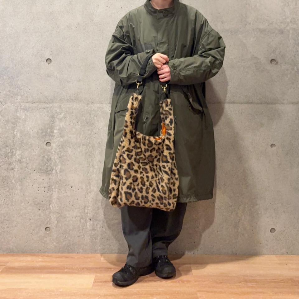 {{.FirstItem.Brand.Name}}({{.FirstItem.Brand.NameKana}})の「{{.FirstItem.Name}}」を使った{{.PostType}}