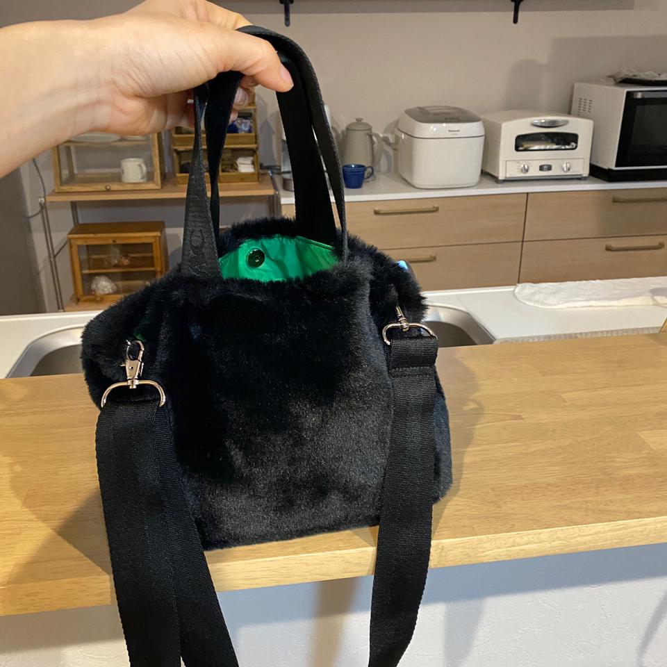 {{.FirstItem.Brand.Name}}({{.FirstItem.Brand.NameKana}})の「{{.FirstItem.Name}}」を使った{{.PostType}}