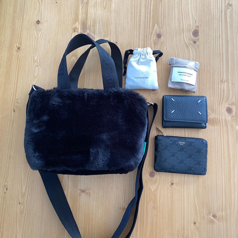 {{.FirstItem.Brand.Name}}({{.FirstItem.Brand.NameKana}})の「{{.FirstItem.Name}}」を使った{{.PostType}}