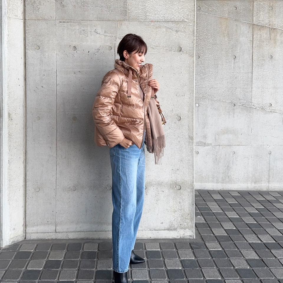 {{.FirstItem.Brand.Name}}({{.FirstItem.Brand.NameKana}})の「{{.FirstItem.Name}}」を使った{{.PostType}}