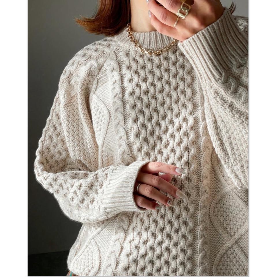 {{.FirstItem.Brand.Name}}({{.FirstItem.Brand.NameKana}})の「{{.FirstItem.Name}}」を使った{{.PostType}}