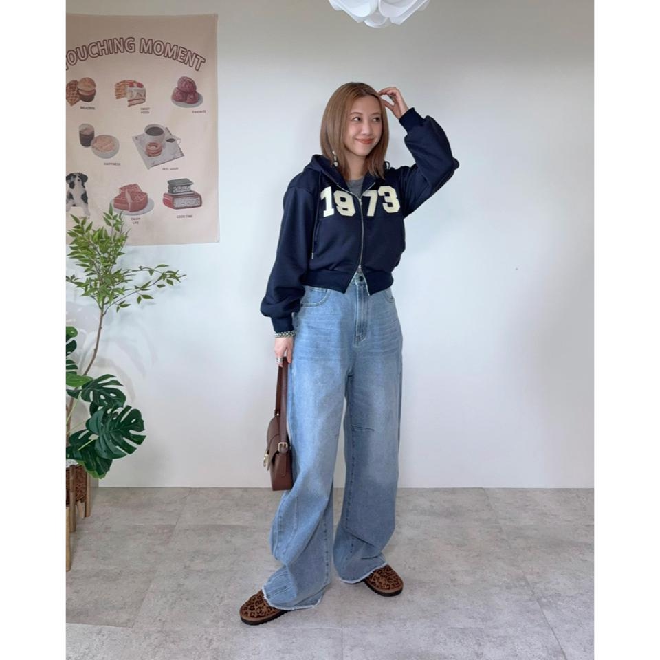 {{.FirstItem.Brand.Name}}({{.FirstItem.Brand.NameKana}})の「{{.FirstItem.Name}}」を使った{{.PostType}}