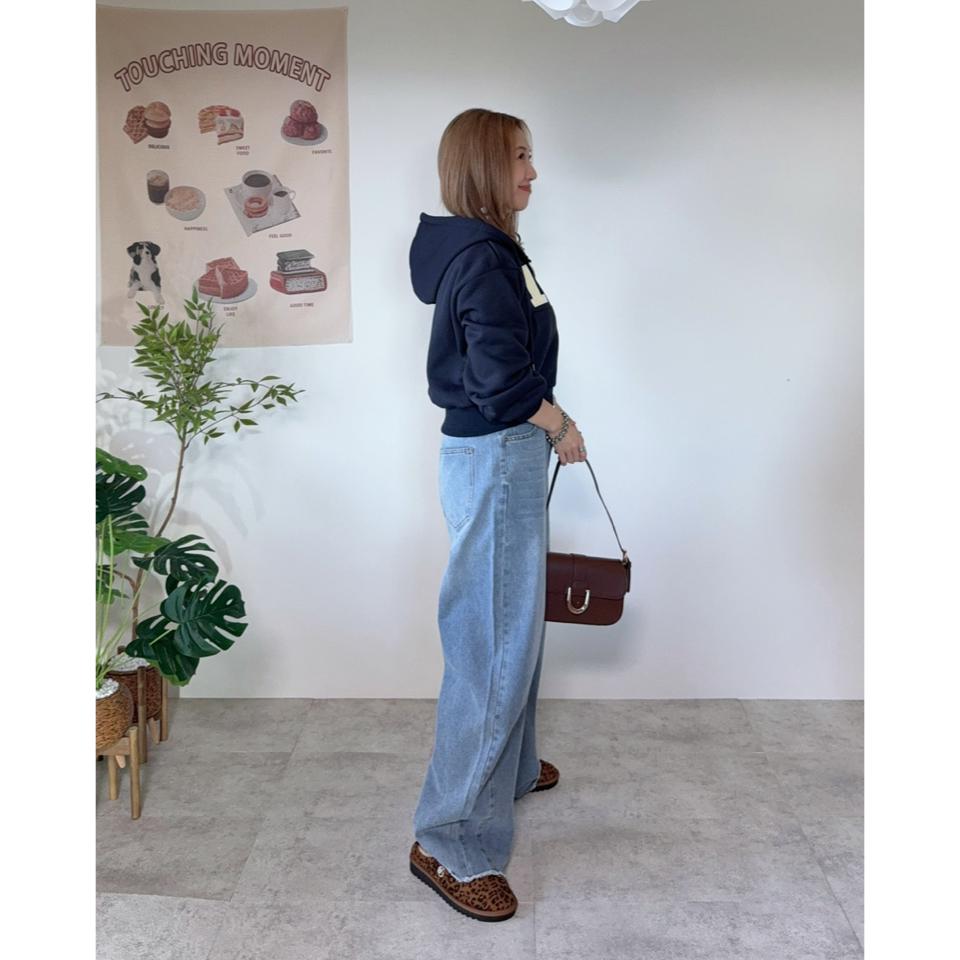 {{.FirstItem.Brand.Name}}({{.FirstItem.Brand.NameKana}})の「{{.FirstItem.Name}}」を使った{{.PostType}}