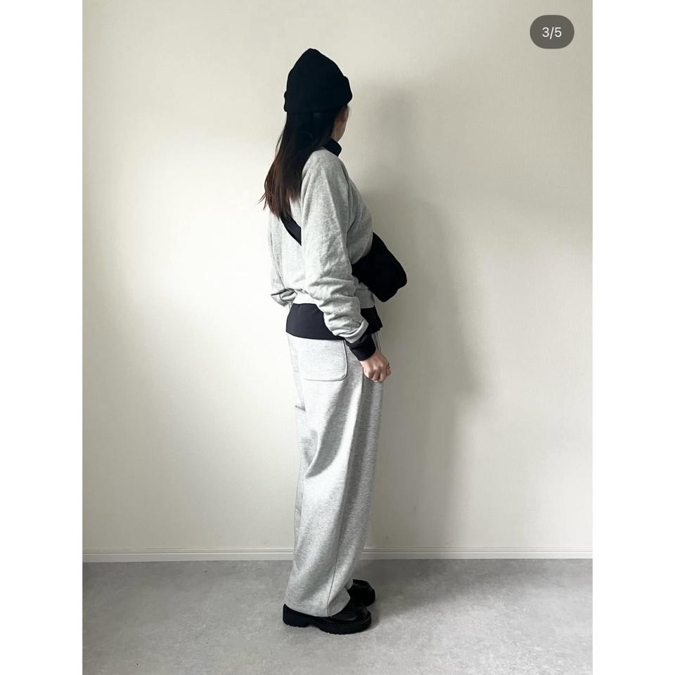 {{.FirstItem.Brand.Name}}({{.FirstItem.Brand.NameKana}})の「{{.FirstItem.Name}}」を使った{{.PostType}}