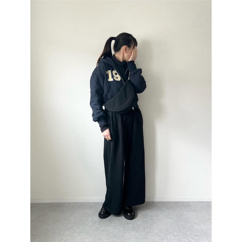 {{.FirstItem.Brand.Name}}({{.FirstItem.Brand.NameKana}})の「{{.FirstItem.Name}}」を使った{{.PostType}}